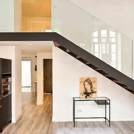 Off Triana Apartment