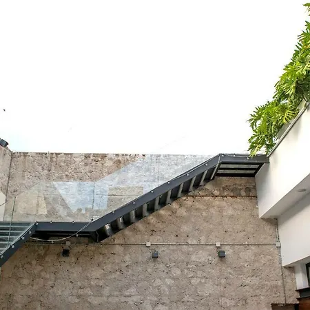 Apartment Off Triana