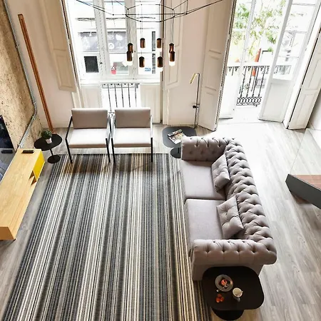 Off Triana Lejlighed