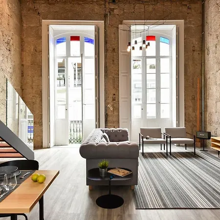 Off Triana Lejlighed *